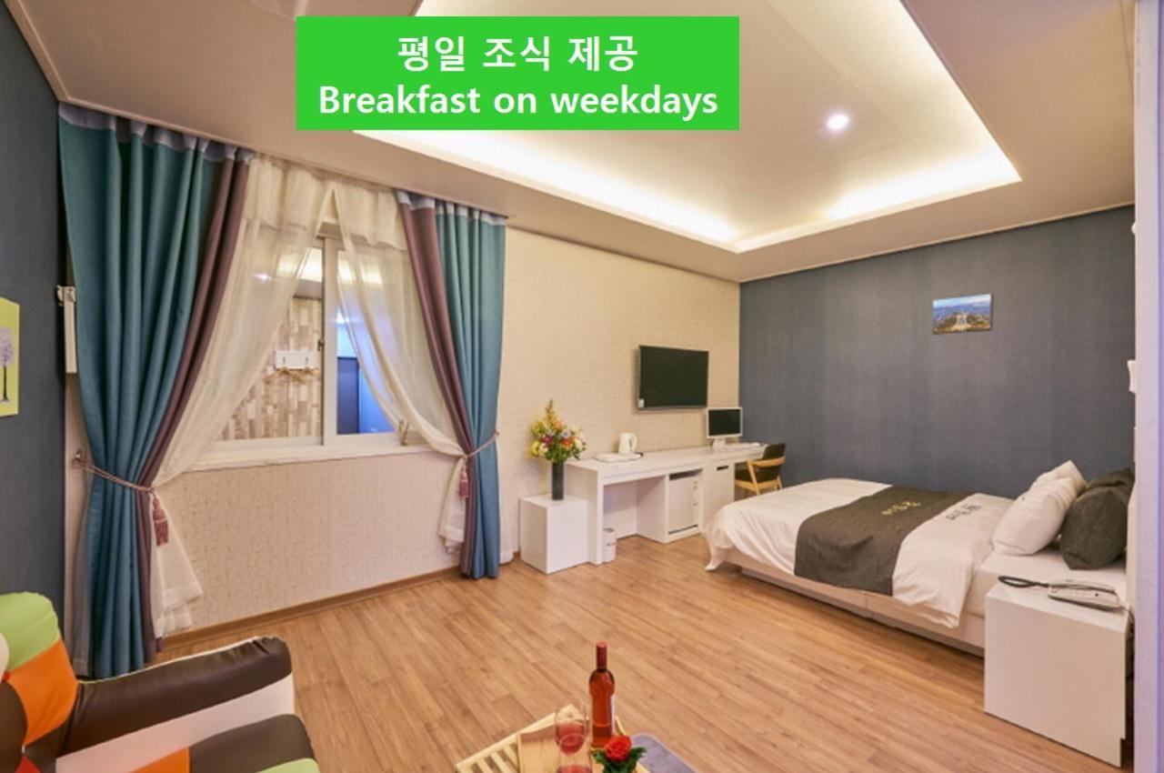 โรงแรมท็อป Gwangju Metropolitan City ภายนอก รูปภาพ