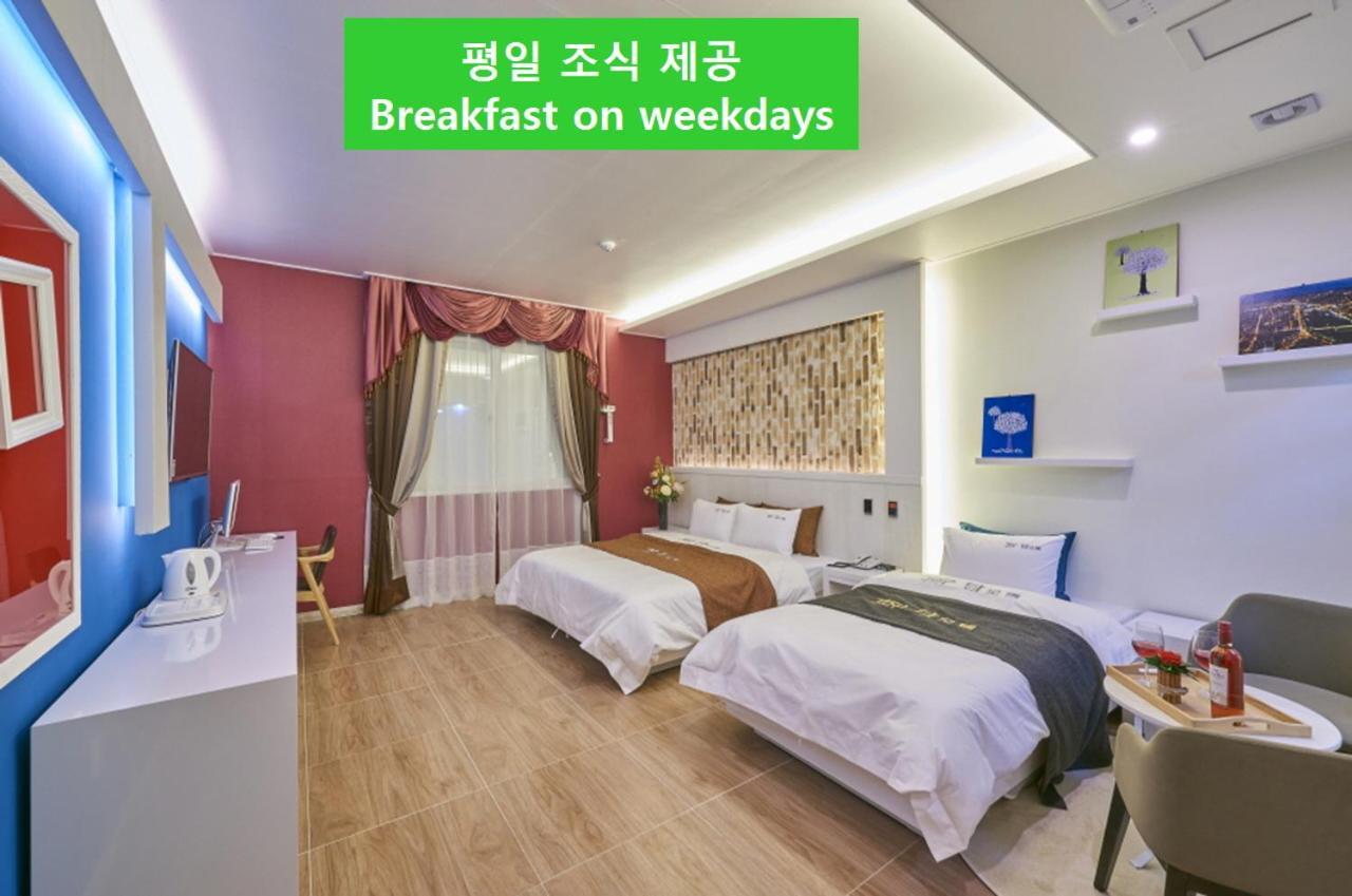 โรงแรมท็อป Gwangju Metropolitan City ภายนอก รูปภาพ